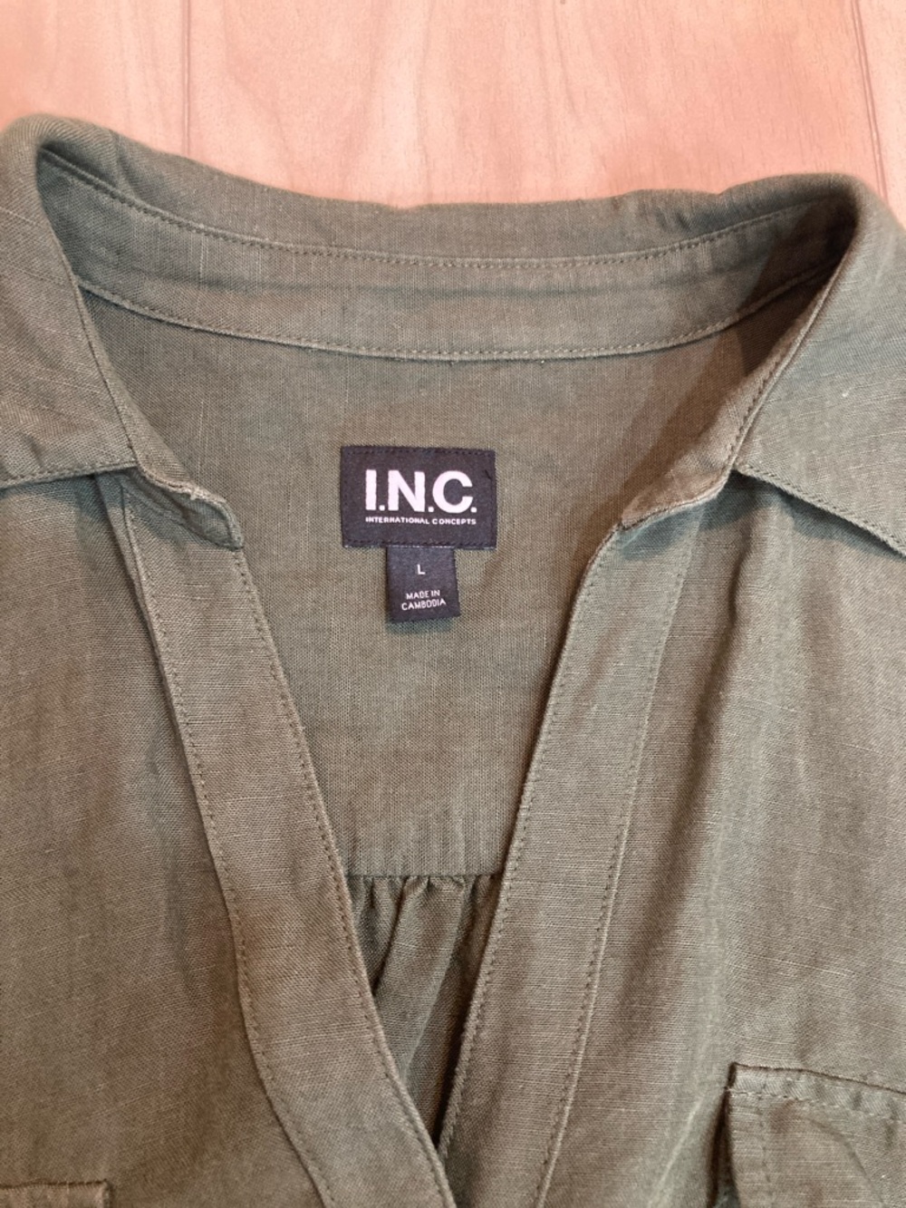 Linen blend twist blouse - Picture 7 of 11